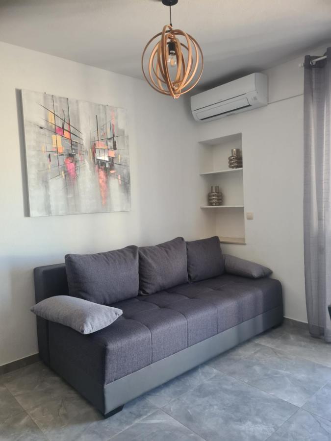 Hello Sunshine - Apartment On The Beach Zubovići Екстериор снимка